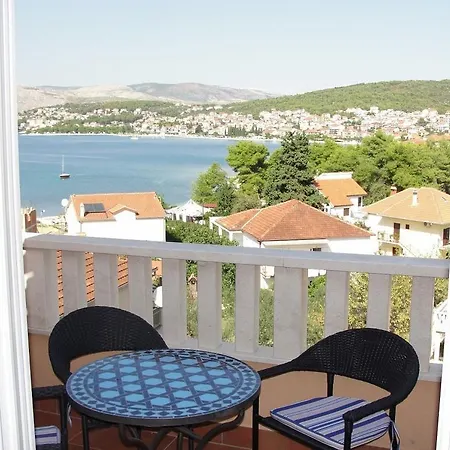 Trogir Apartment